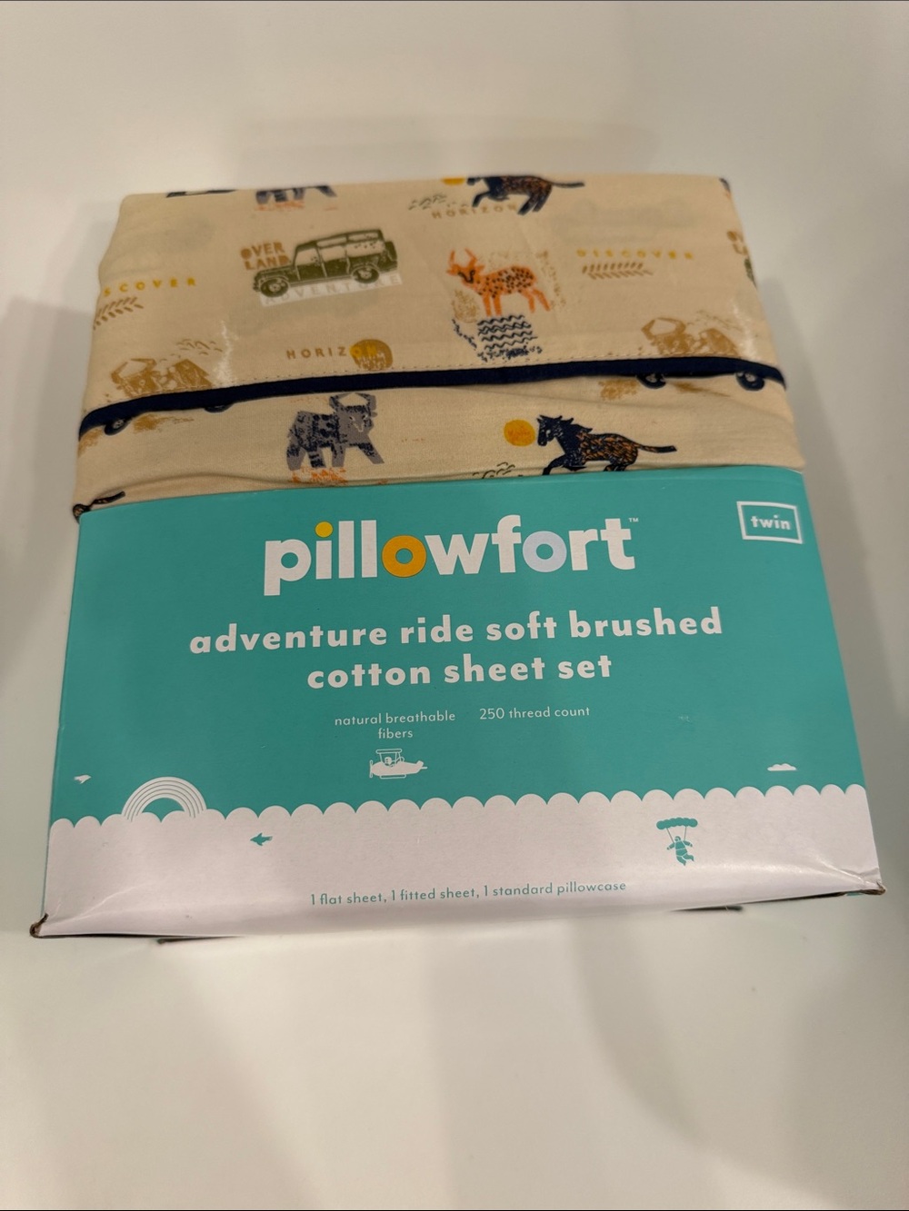 Pillowfort Twin Sheet Set